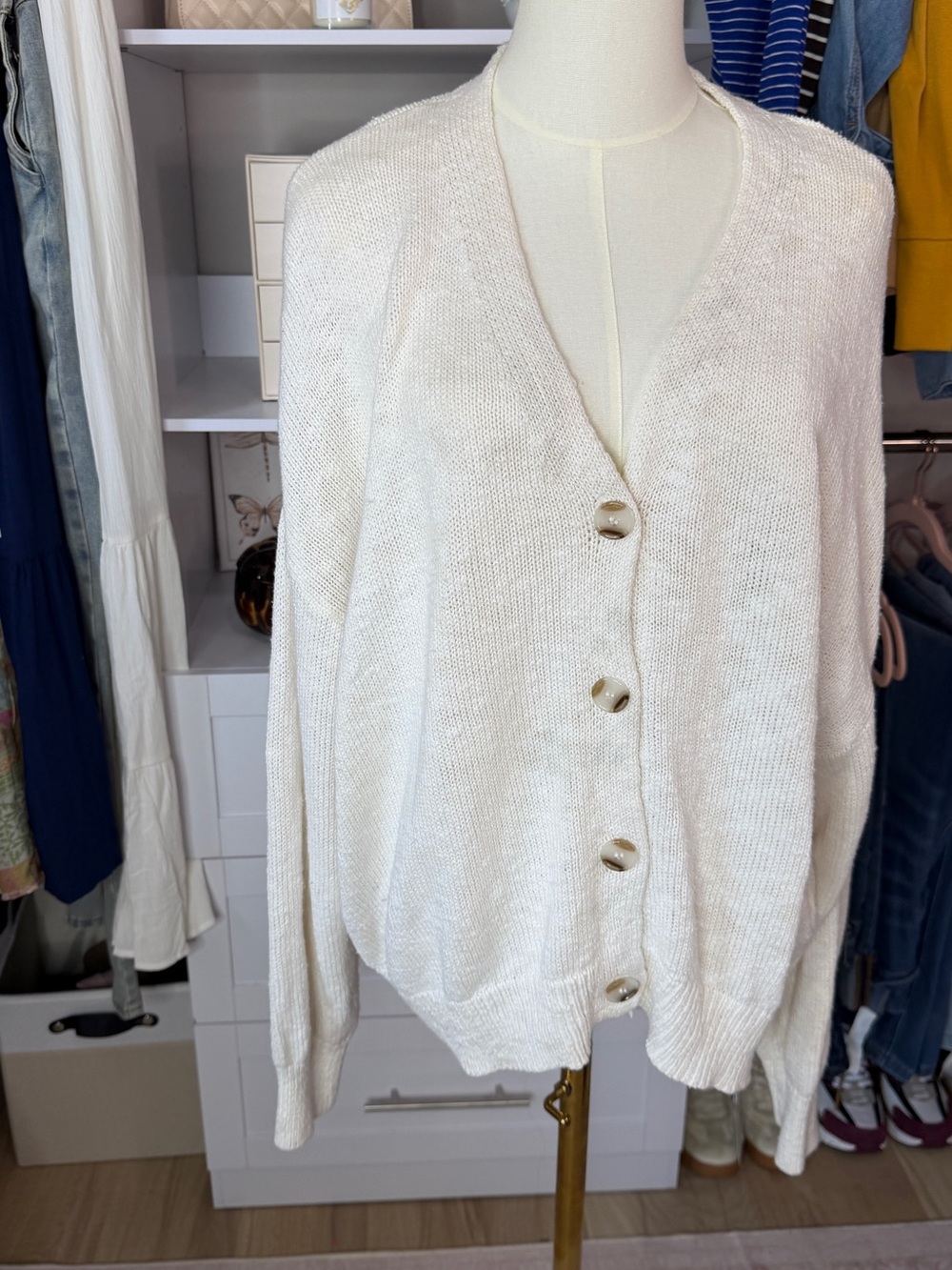 Time and Tru Cream Knit Crewneck Sweater with Pastel Speckles